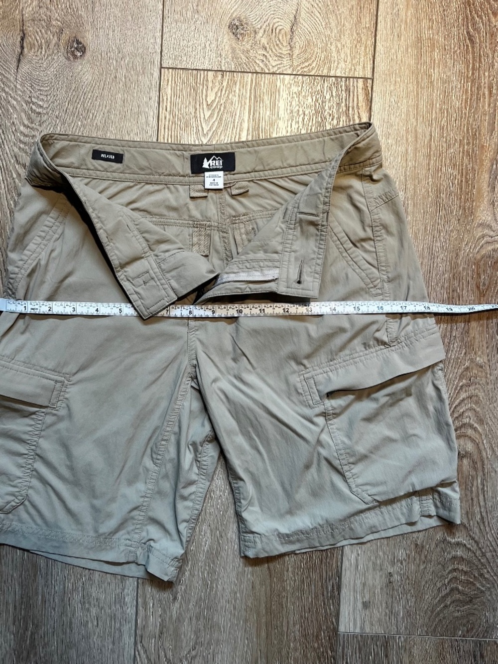 REI CO-op Sahara Women's Shorts | 9" Inseam - Picture 10 of 11